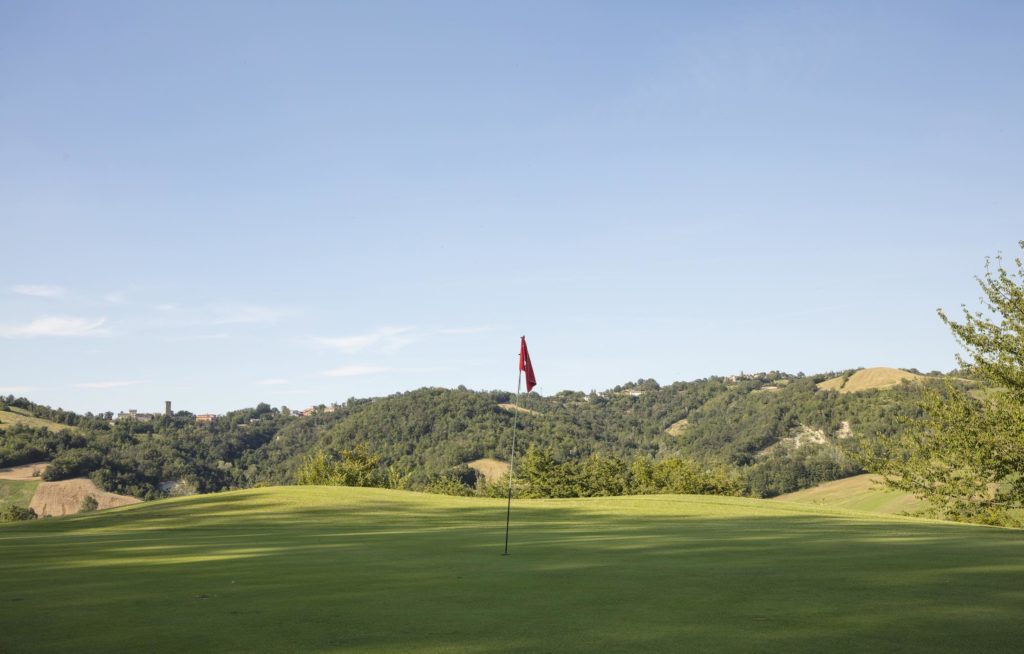 Perfect-Eagle-Golf-Golfclub-San-Valentino
