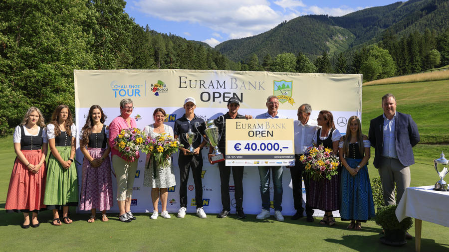 Perfect-Eagle-Golf-EURAM-Bank-Open-Siegerehrung